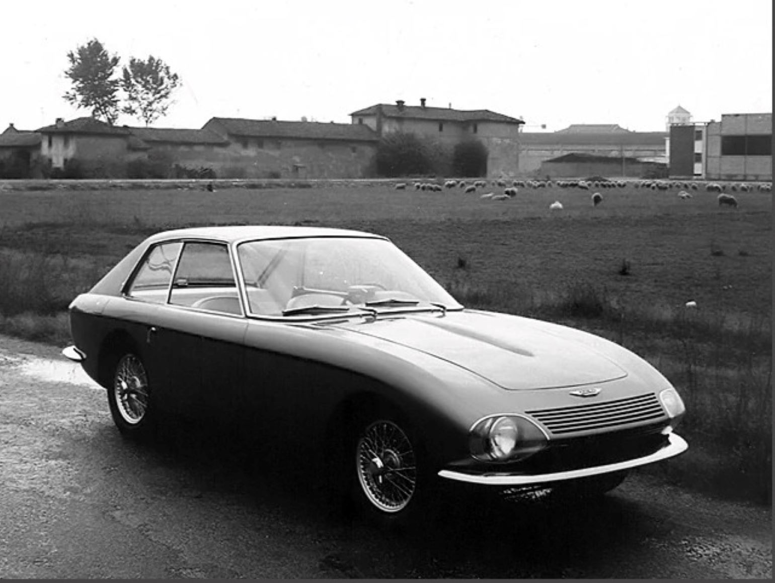 Name:  AH 3000 #2121 AH 3000 Coupe Pininfarina photo front 3-4 arch Classic and Recreation Sportscars.jpg
Views: 215
Size:  171.0 KB