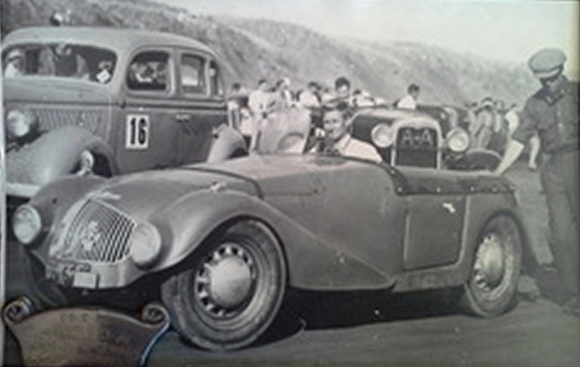 Name:  Muriwai 1948 #048 GBS Gordon Brown Special - Muriwai Beach races 1947-48 arch G Brown.jpg
Views: 178
Size:  165.0 KB