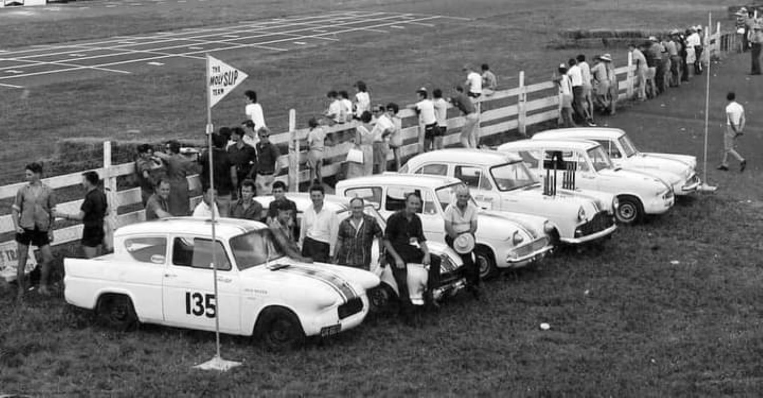Name:  Ford #143 B Anglia #135 Anglia Zephyr Corvette Anglia group Pukekohe Track Team Molyslip 172 kb .jpg
Views: 554
Size:  172.6 KB