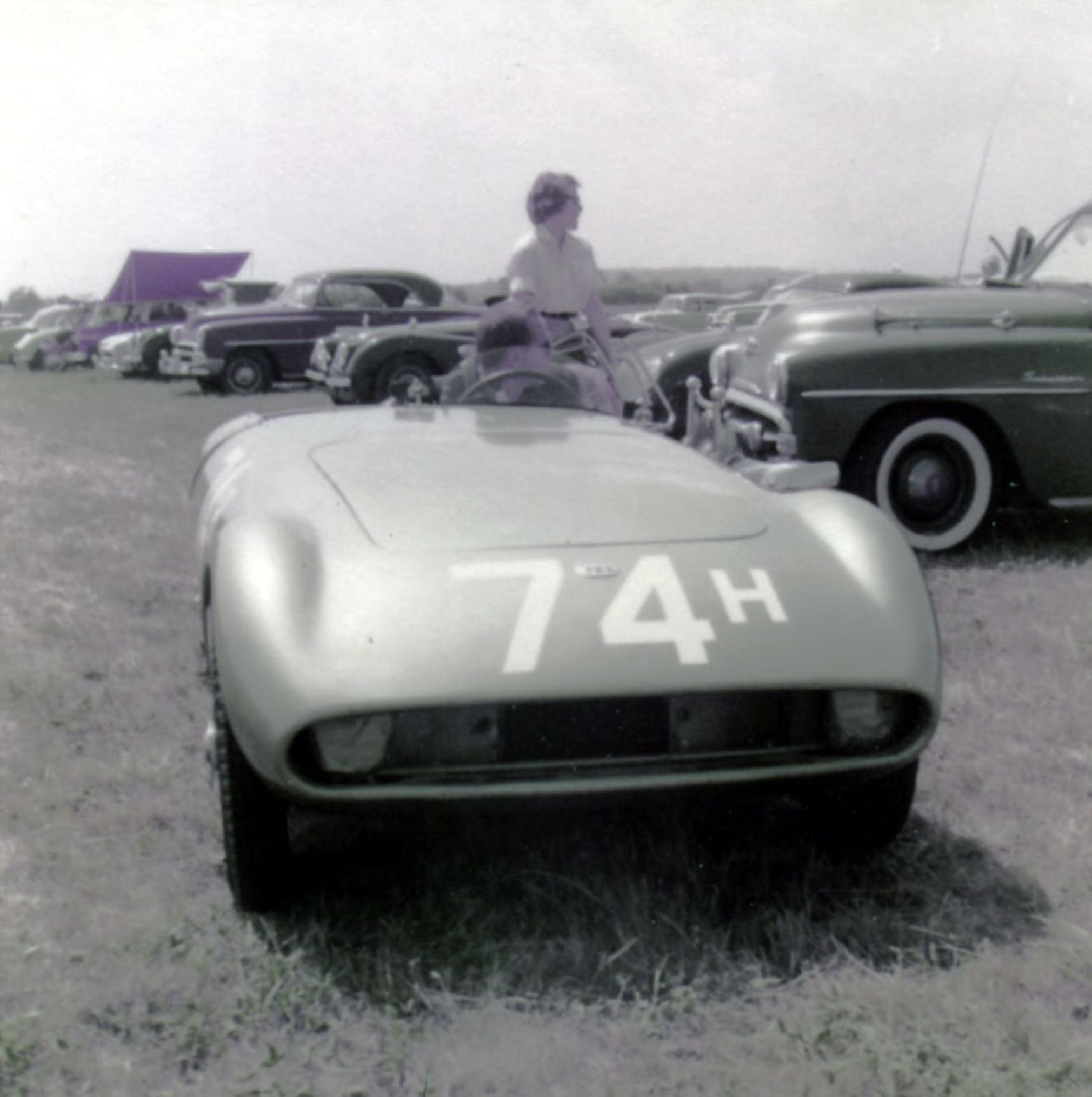 Name:  Etceterini #018 PBX 1955 SCCA Nationals Beverly MA #74 Candy-and wife- 175 kb Greg Rickes.jpg
Views: 112
Size:  175.1 KB