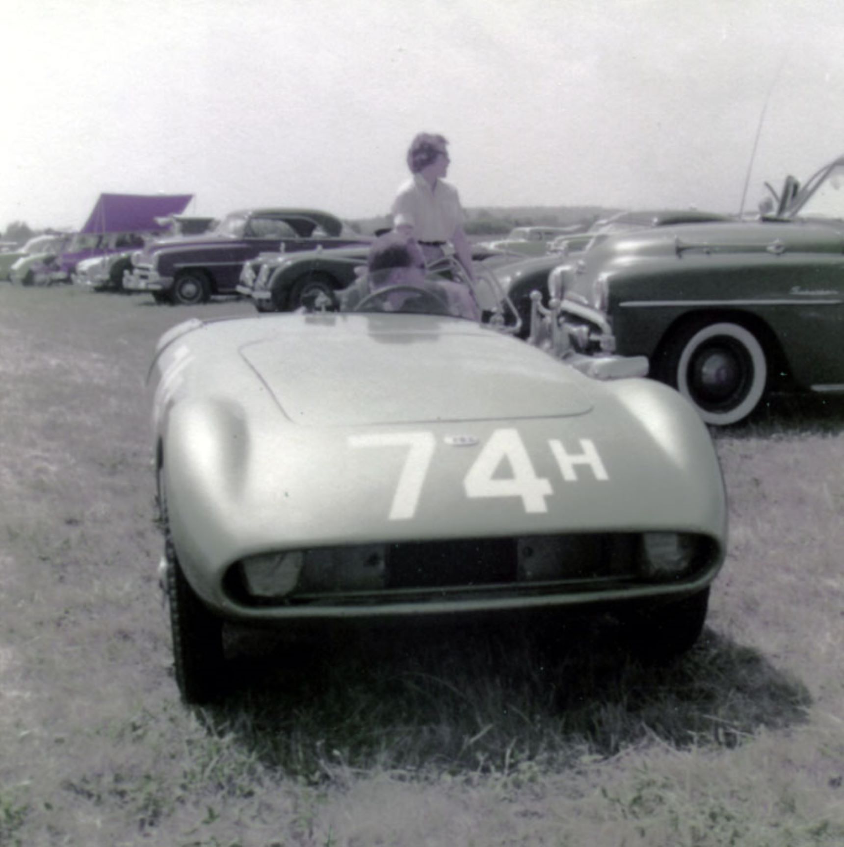 Name:  Etceterini #018 PBX 1955 SCCA Nationals Beverly MA #74 Candy-and wife- 175 kb Greg Rickes.jpg
Views: 390
Size:  175.1 KB