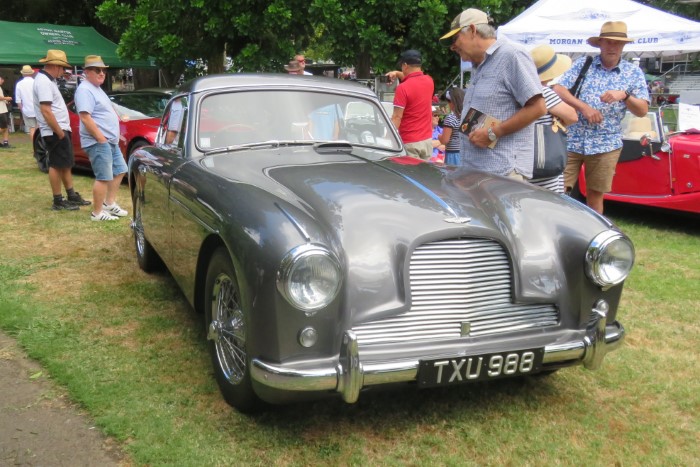 Name:  224_0211_041 Aston DB2.JPG
Views: 2823
Size:  120.0 KB
