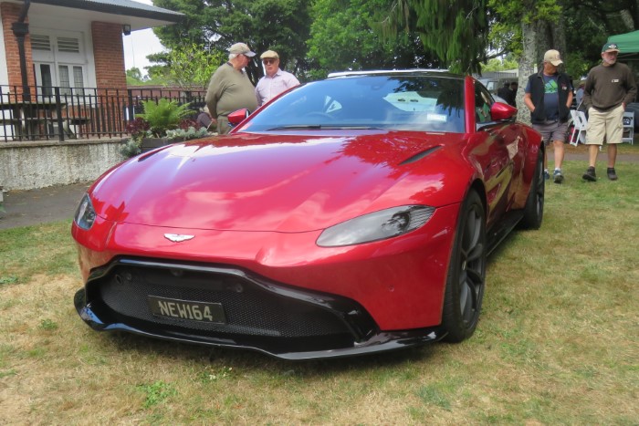 Name:  224_0211_042 Aston Vantage.JPG
Views: 2812
Size:  118.9 KB