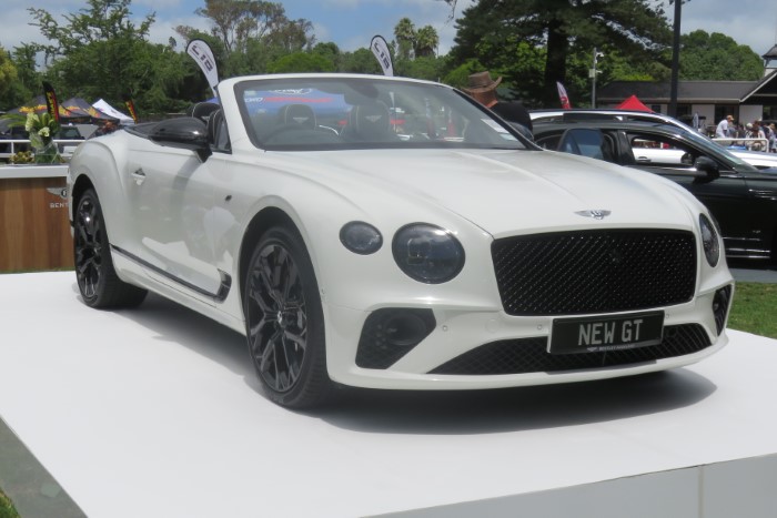 Name:  224_0211_197 Bentley.JPG
Views: 153
Size:  79.6 KB