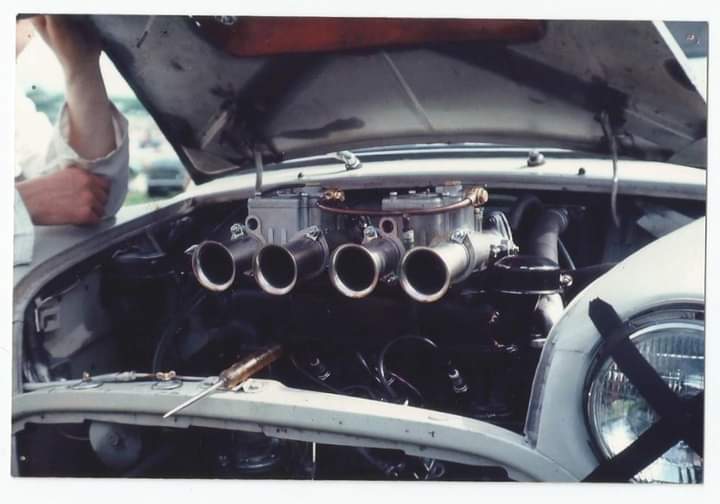 Name:  Mini Ford #022 The engine and weber carbs in car Bob Homewood.jpg
Views: 488
Size:  33.5 KB
