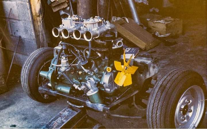 Name:  Mini Ford #021 The engine and weber carbs on subframe Bob Homewood.jpg
Views: 102
Size:  48.6 KB