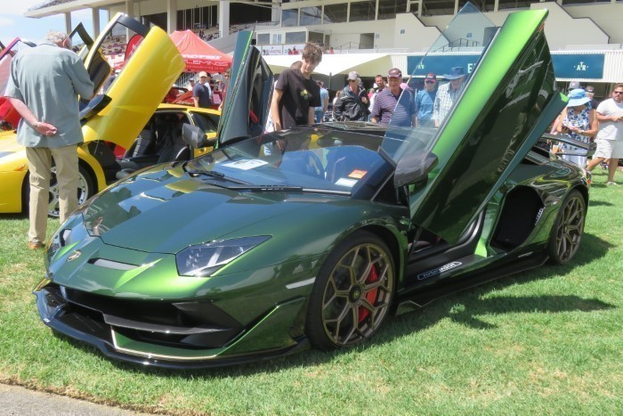 Name:  224_0211_121 Lamborghini.JPG
Views: 578
Size:  128.9 KB