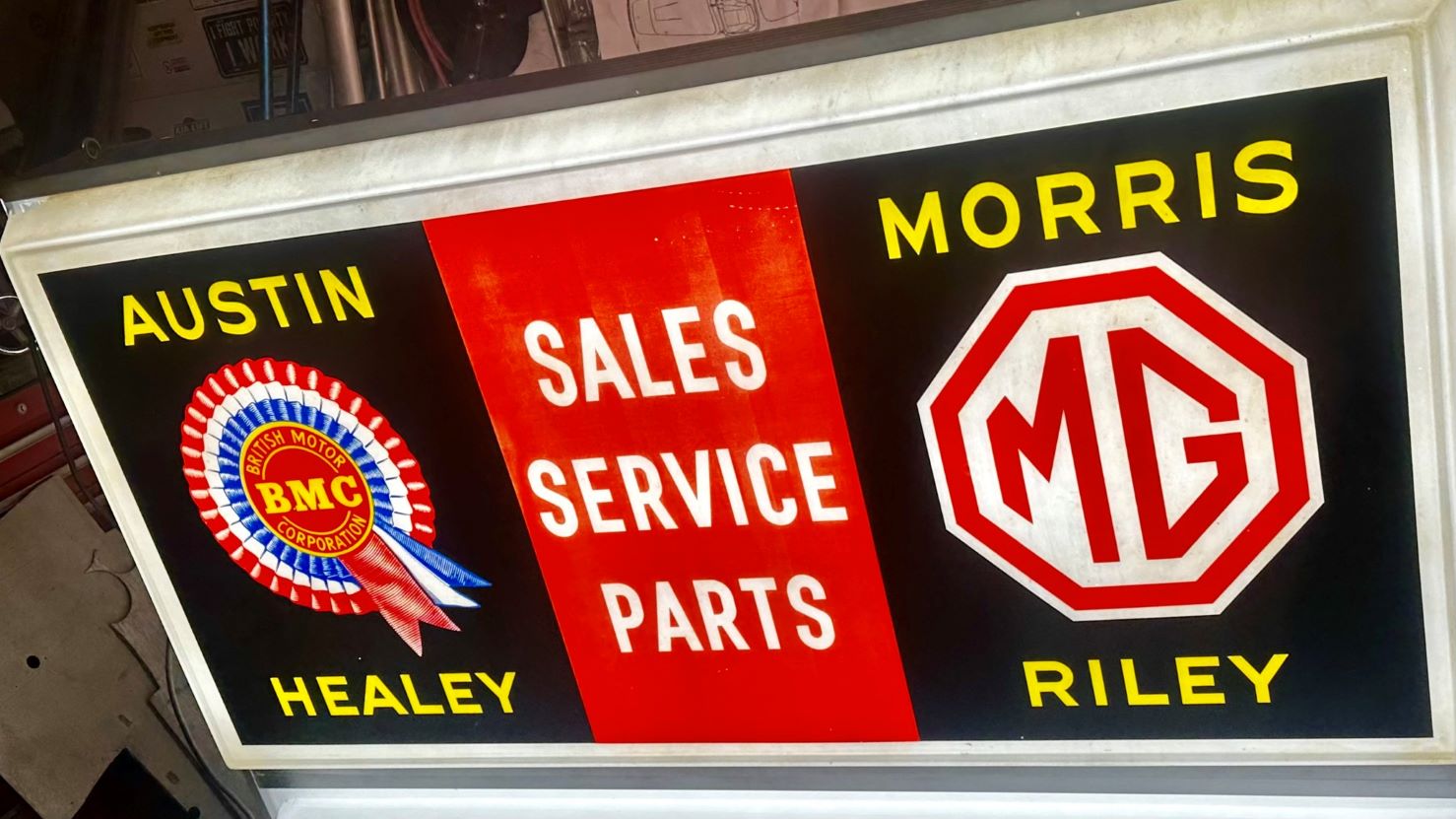 Name:  Logo #211 BMC Austin Healey MG Morris Riley Sign Warrens Auto Service -212 Lee St Kingsland Geor.jpg
Views: 51
Size:  177.1 KB