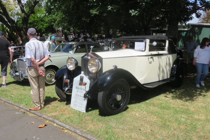 Name:  224_0211_193 Rolls Royce.JPG
Views: 499
Size:  121.2 KB