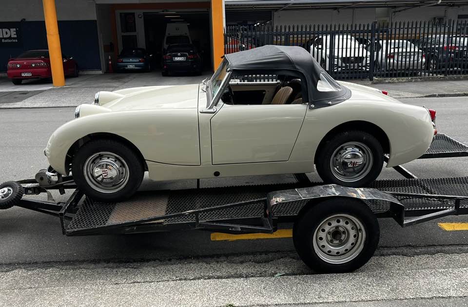 Name:  AH Sprite #076 Brett Young Bugeye restoration Mar 2024 side view on trailer top up Brett Young.jpg
Views: 322
Size:  88.5 KB