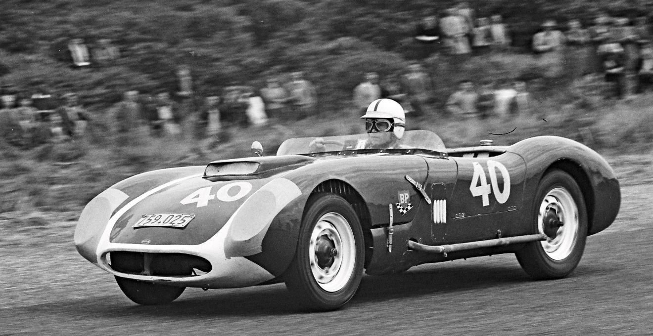 Name:  Bucklers in NZ #075 A Peter Preston Buckler 90 1961 -64 plate 759.025 Teretonga 1963 arch P Pres.jpg
Views: 1217
Size:  175.2 KB