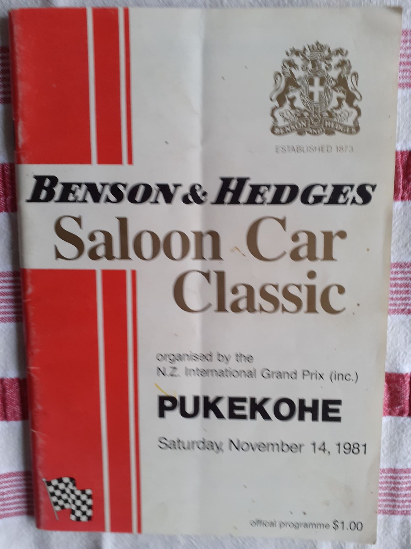 Name:  Motoring Books #105 Benson and Hedges Pukekohe Sat Nov 14 1981 series Programme 178kb arch Allan.jpg
Views: 518
Size:  178.2 KB