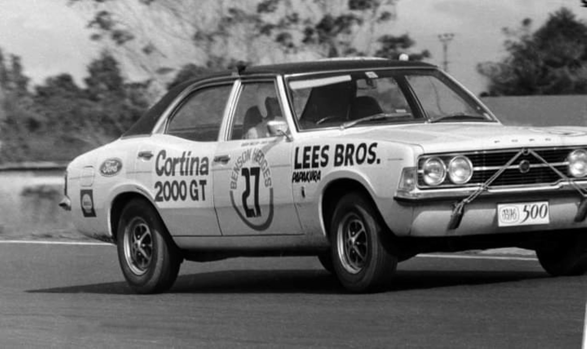Name:  Pukekohe 1971 #736 1971 Benson Hedges  Phillips McLean Cortina 2000GT #27 Kevin Lancaster.jpg
Views: 676
Size:  179.6 KB