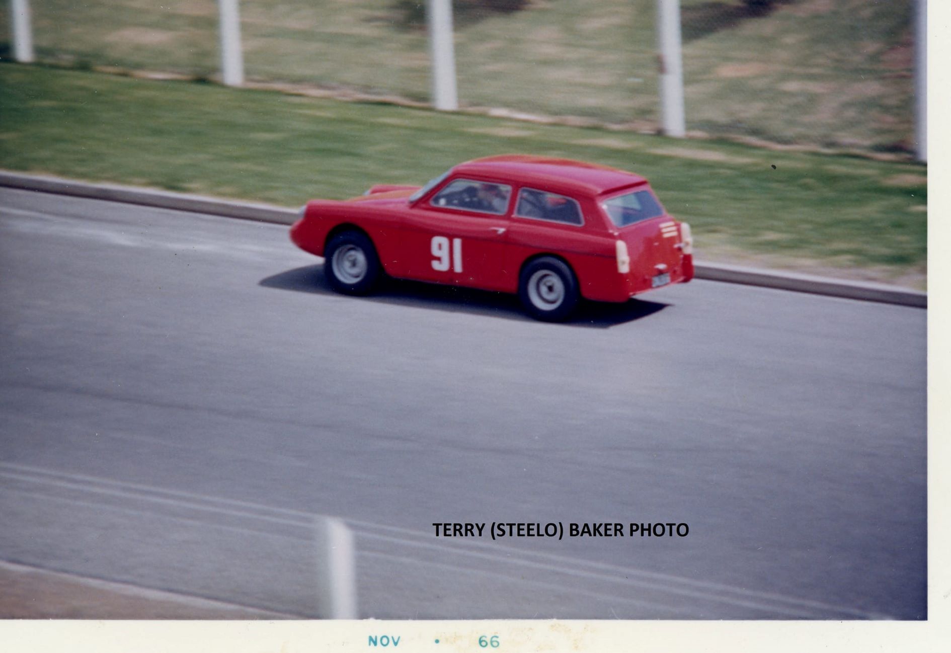 Name:  Paritutu 1966 #029 Peter Bennett A40 Farina - chopped #91 JLL photo Terry Baker.jpg
Views: 1073
Size:  180.0 KB