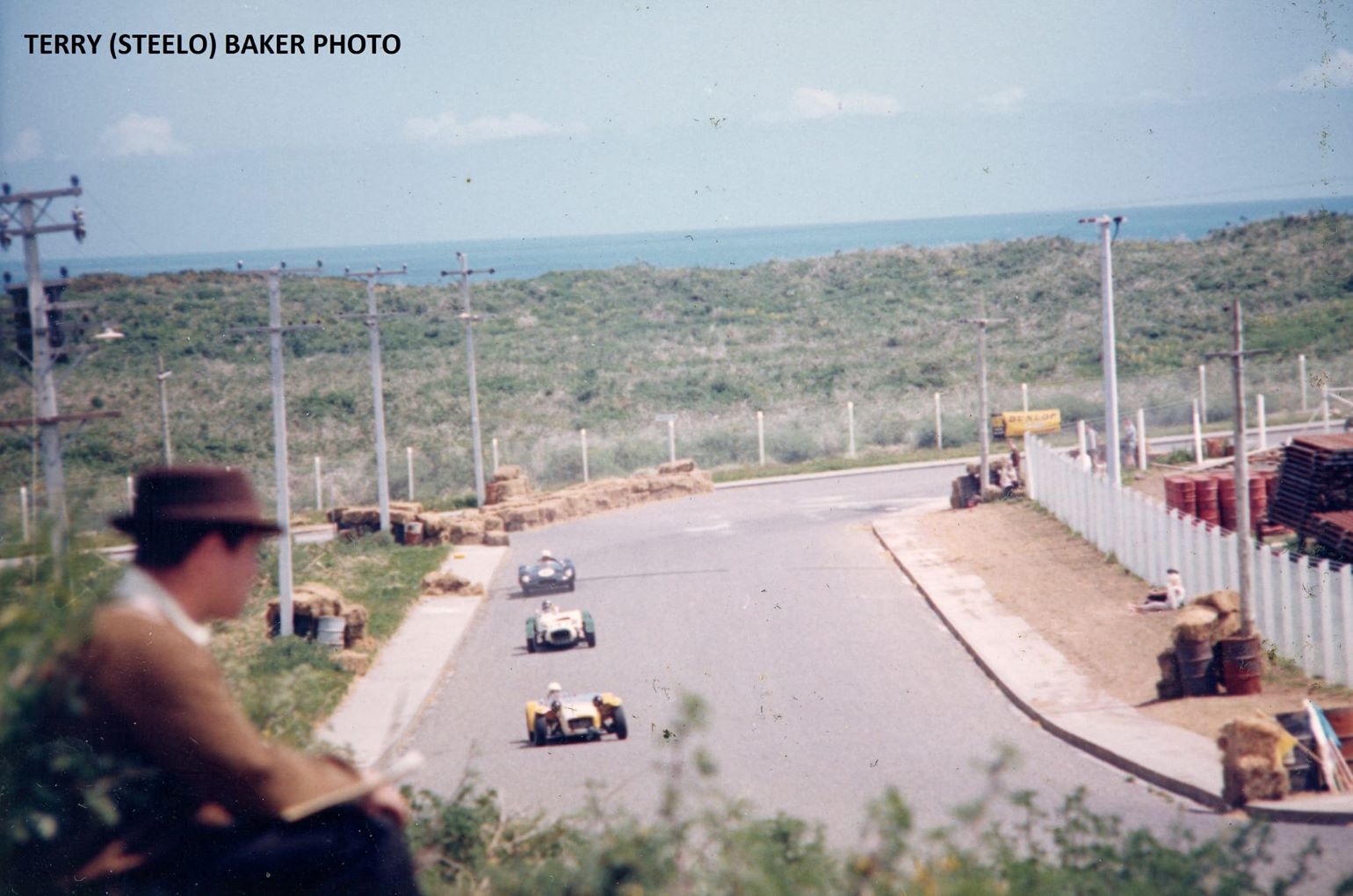 Name:  Paritutu 1966 #044 Sports Cars Lotus 7's lead Cooper Q - JLL photo Terry Baker.jpg
Views: 1095
Size:  180.1 KB
