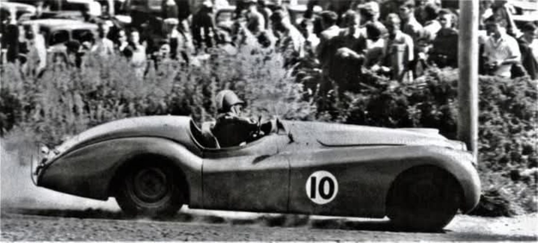 Name:  Jaguar #030 Jaguar XK120 Race #10 - Ron Roycroft early 1950's Q arch Jaguar Centre.jpg
Views: 207
Size:  179.4 KB