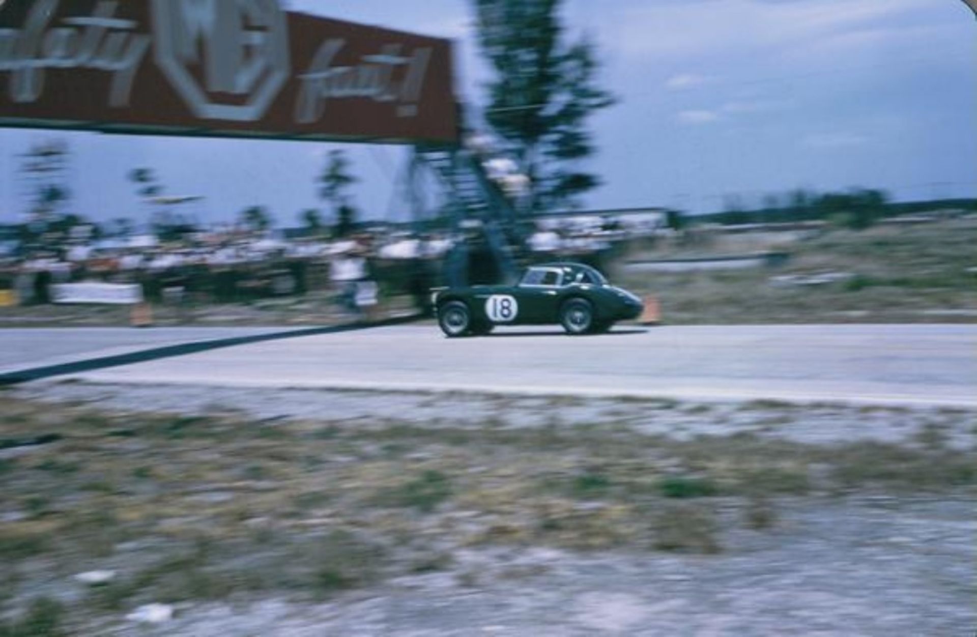 Name:  Sebring 1960 #064 #18 UJB143 Peter Riley Jack Sears 3rd in class 33rd o-all under MG bridge colo.jpg
Views: 323
Size:  178.4 KB