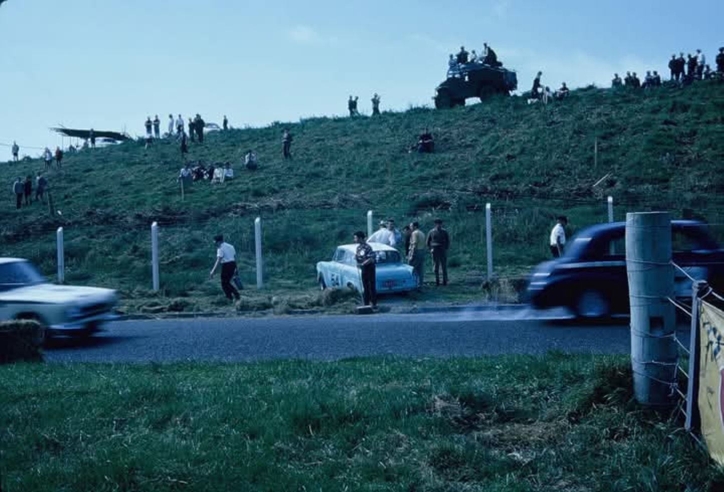 Name:  Paritutu 1966 #081 2025 Anglia crash #54 in 1966 back on wheels Alan Boyle.jpg
Views: 70
Size:  175.6 KB
