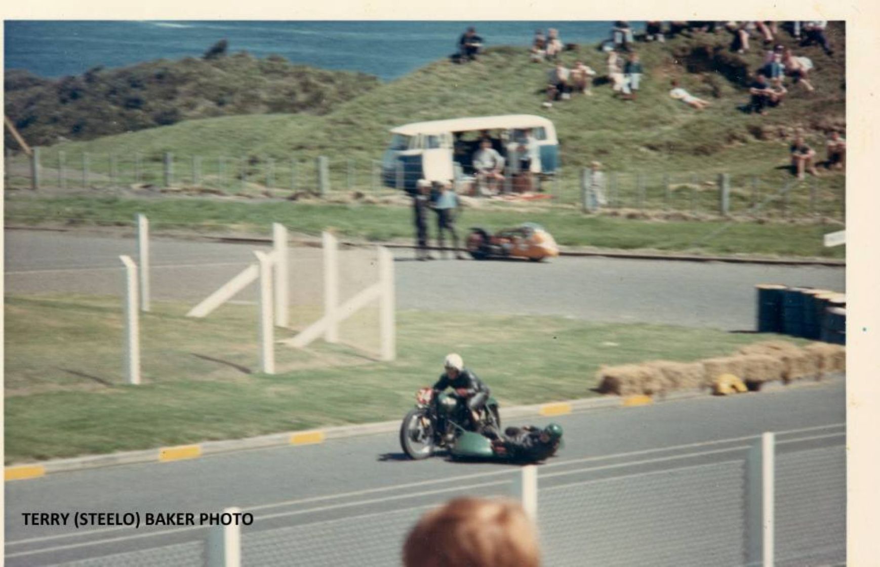 Name:  Paritutu 1967 #046 Motorcycles Sidecar race on corner 179kb JLL photo Terry Steelo Baker.jpg
Views: 62
Size:  178.6 KB
