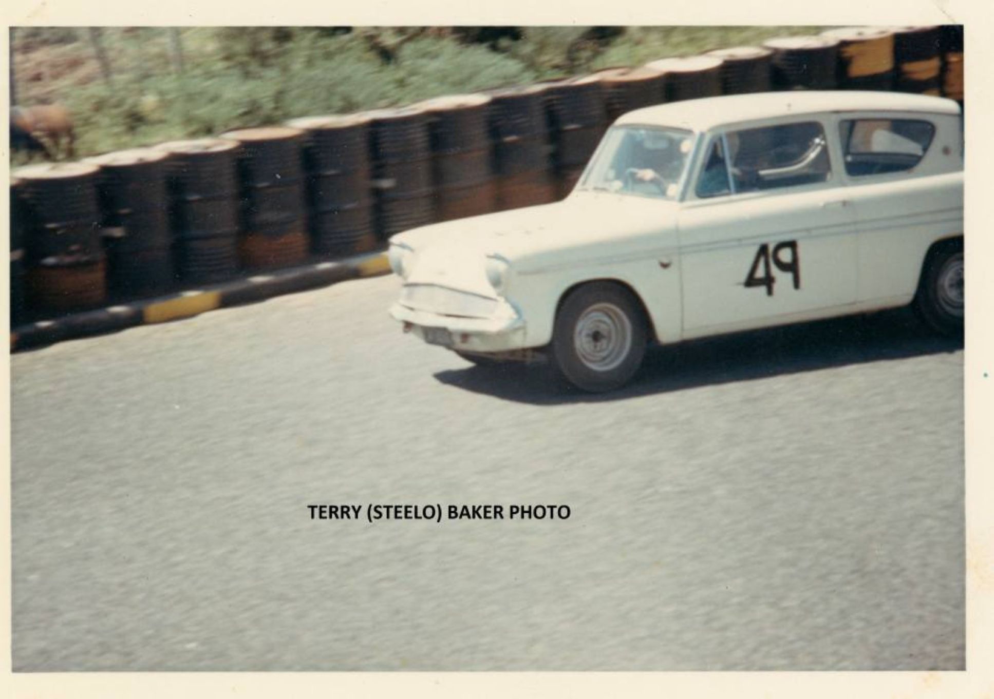 Name:  Paritutu 1967 #047 Anglia white #49 179kb arch JLL photo Terry Steelo Baker.jpg
Views: 60
Size:  179.3 KB