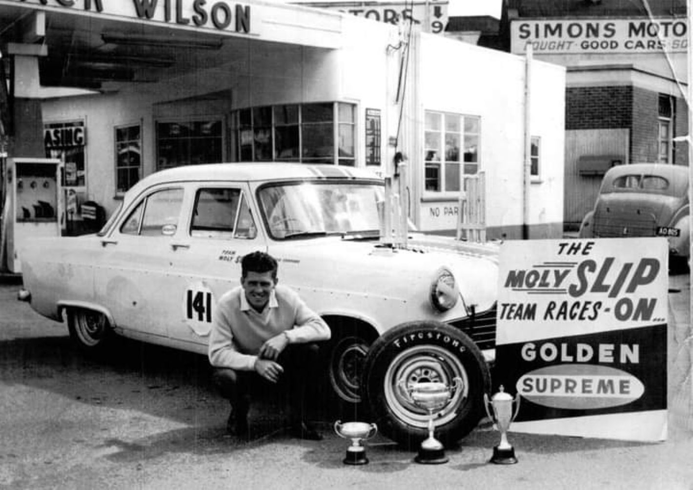 Name:  Ford #141 B Zephyr Corvette #141 Rod Coppins Team Molyslip promo photo ONZMR.jpg
Views: 40
Size:  178.8 KB