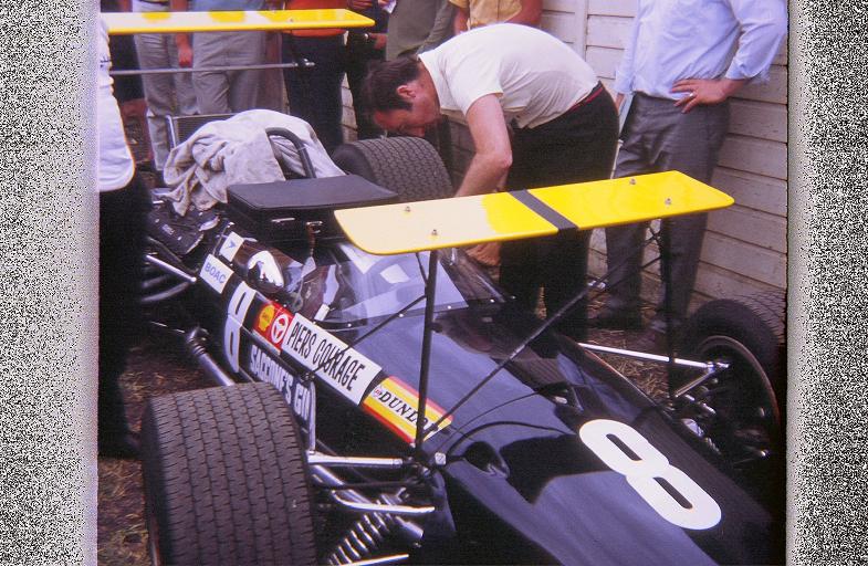 Name:  Piers Courage Pukekohe 1969 Brabham BT24 edited.JPG
Views: 3135
Size:  114.1 KB