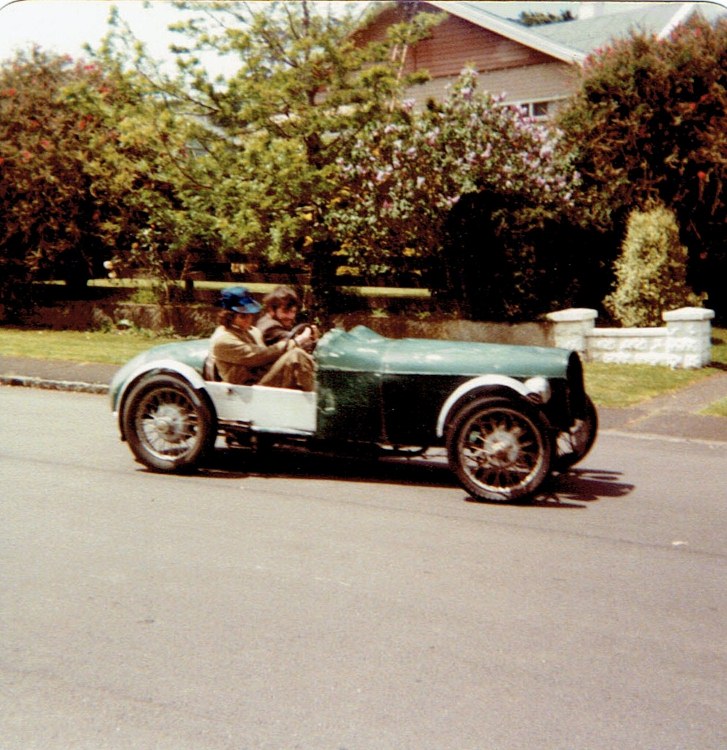Name:  BSA Special #010 at Mt Albert 1978-79 CCI30082015 (727x750).jpg
Views: 28
Size:  177.3 KB