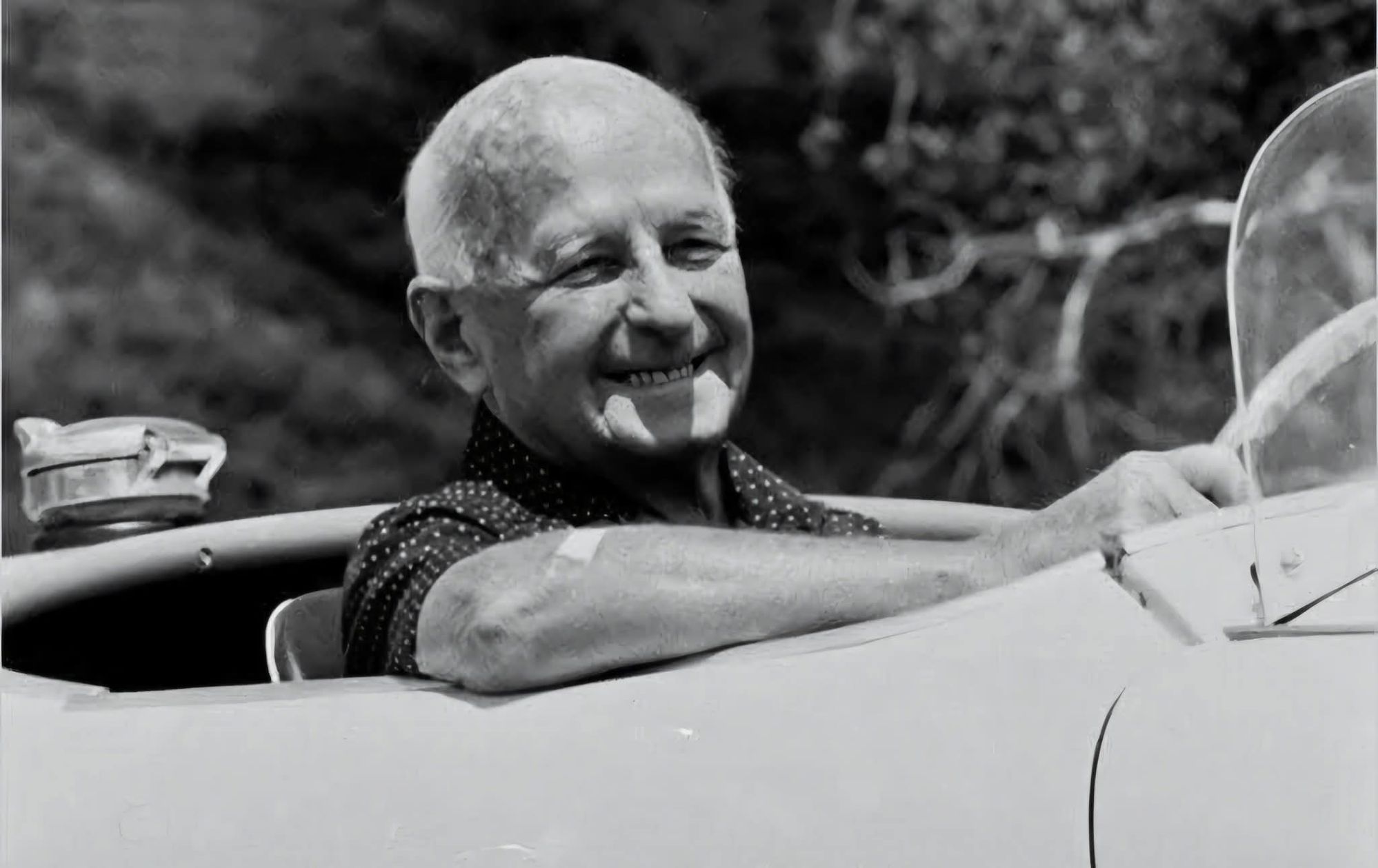Name:  Healey Trip 1982 #421 Donald Healey in AHS3707 of Fred Cohen Snowmass BW arch AH100S.jpg
Views: 40
Size:  160.5 KB