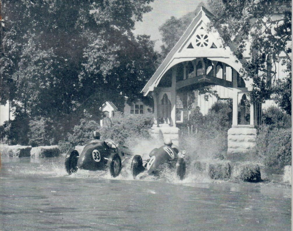 Name:  Waimate 1959 #036 Racing to the Church Gate in the rain in 1959 Waimate Book arch Graham Woods.jpg
Views: 46
Size:  179.2 KB