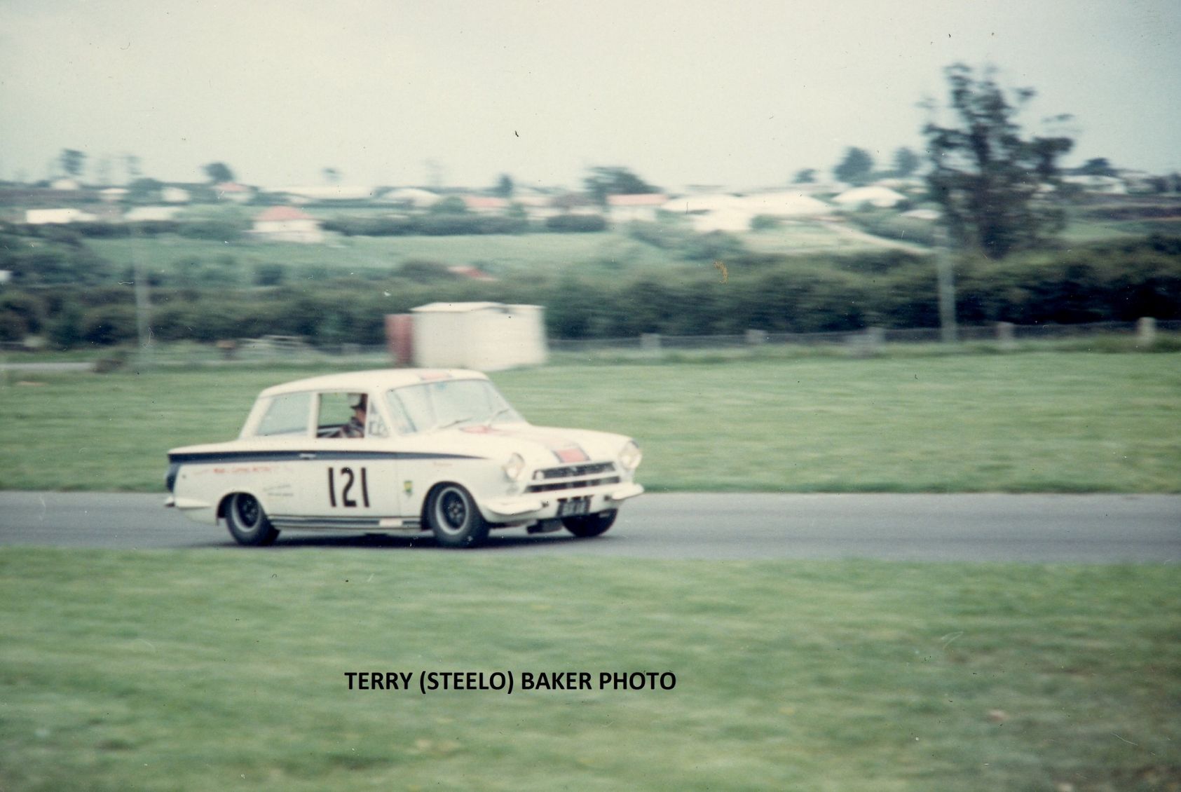 Name:  Pukekohe 1967 #238 1966 - 67 Q Cortina #121 exiting hairpin near the Esses arch JLL Terry Steelo.jpg
Views: 23
Size:  179.8 KB