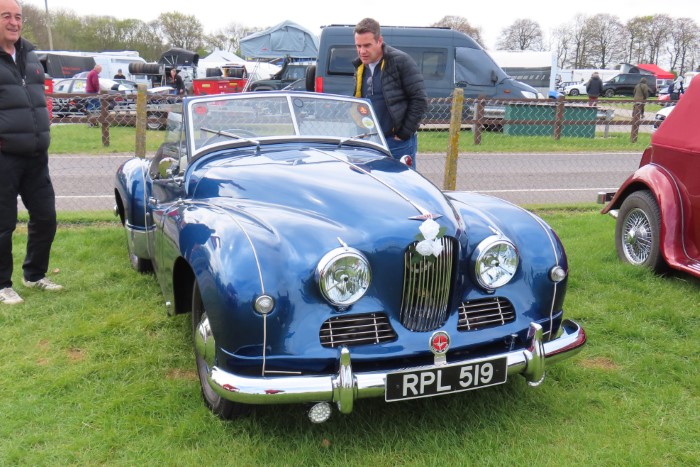 Name:  225_0419_300 Jowett.JPG
Views: 30
Size:  131.2 KB