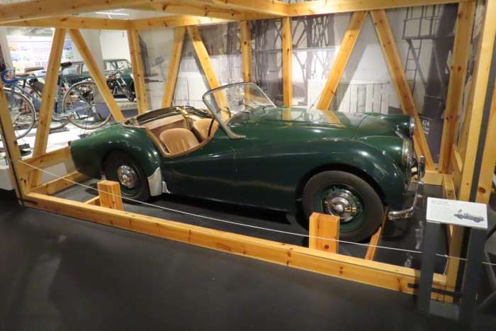 Name:  225_0415_069 Triumph.JPG
Views: 160
Size:  113.6 KB