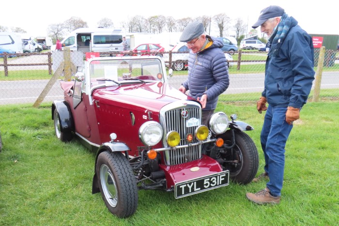 Name:  225_0419_303 Triumph Spl.JPG
Views: 140
Size:  130.1 KB