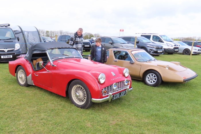 Name:  225_0419_304 Triumph TR3A.JPG
Views: 132
Size:  112.0 KB