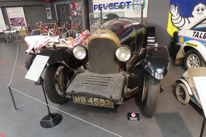 Name:  225_0415_124 Bentley.JPG
Views: 86
Size:  121.5 KB