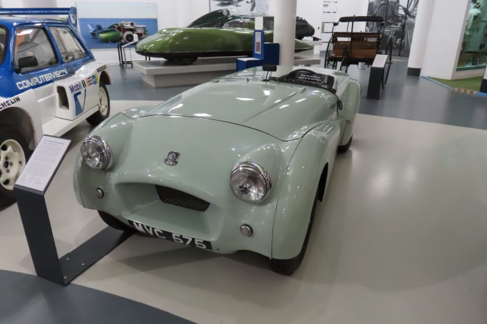 Name:  225_0414_026 Triumph.JPG
Views: 27
Size:  88.7 KB