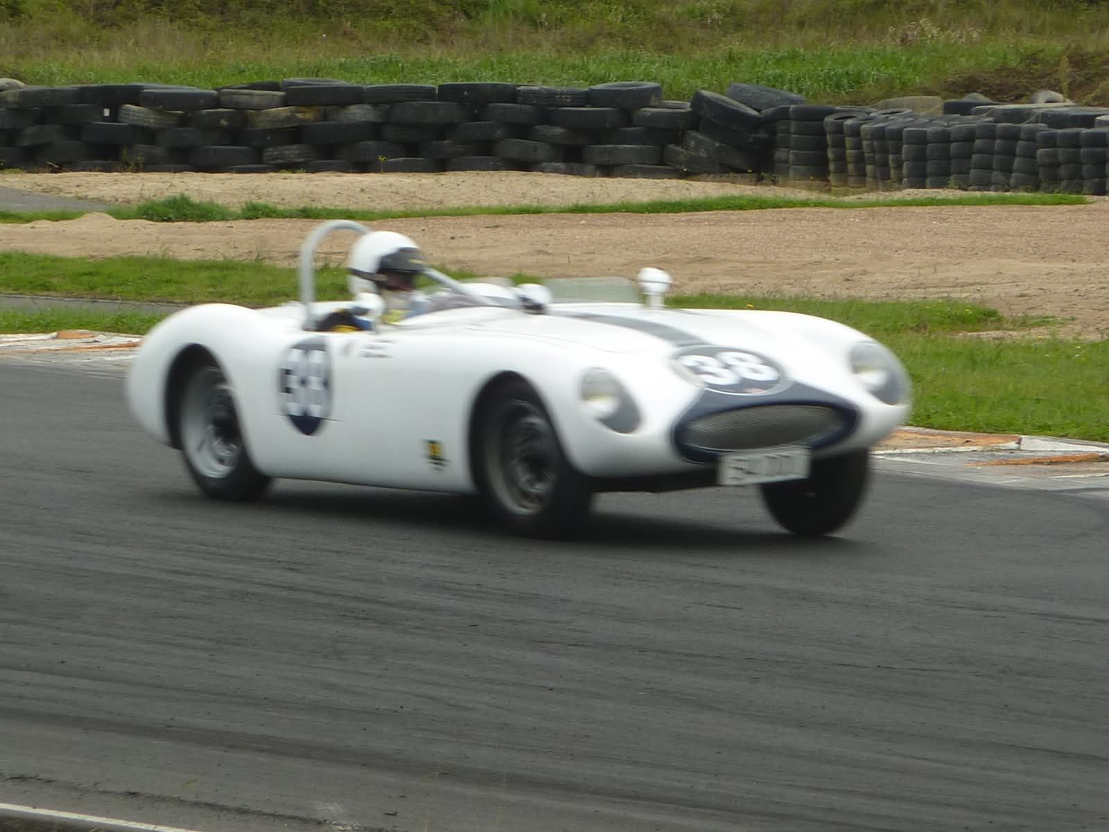 Name:  Bucklers in NZ #404 Buckler Race #38 plate 54 DD1 Q on track 1 arch TBA 12 12 20225 .jpg
Views: 5
Size:  159.6 KB