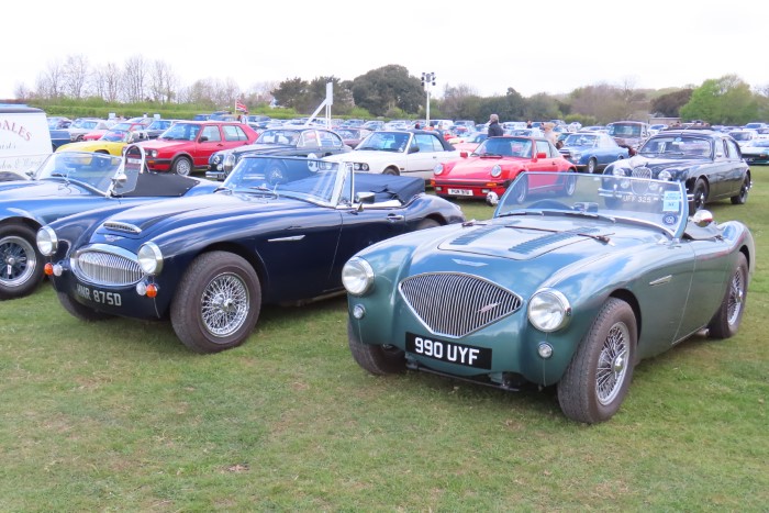 Name:  225_0413_313 Austin Healey.JPG
Views: 21
Size:  117.4 KB