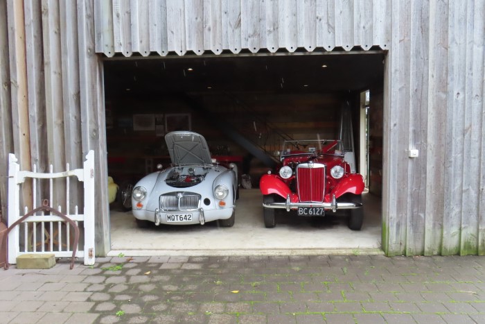 Name:  225_0615_21 MG.JPG
Views: 5
Size:  110.9 KB