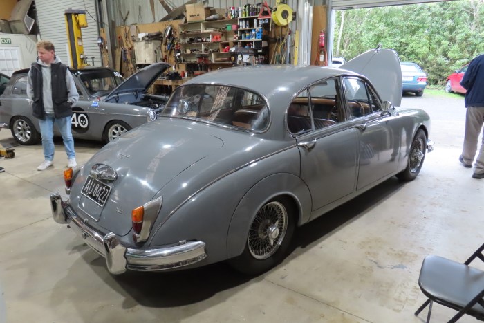 Name:  225_0615_13 Jaguar.JPG
Views: 77
Size:  120.5 KB