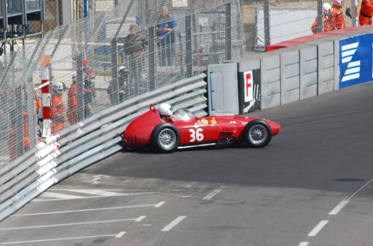 Name:  212_0512_248 Ferrari.JPG
Views: 17
Size:  131.8 KB