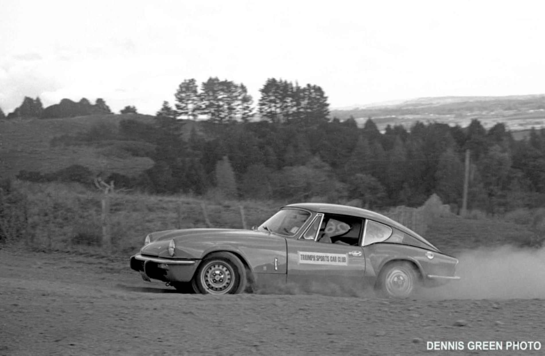 Name:  NSCC 1974 #170 Triumph GT6 NSCC 1974 Cosseys Farm h climb Pat Boyer Q Dennis Green  (800x522) (2.jpg
Views: 16
Size:  180.1 KB