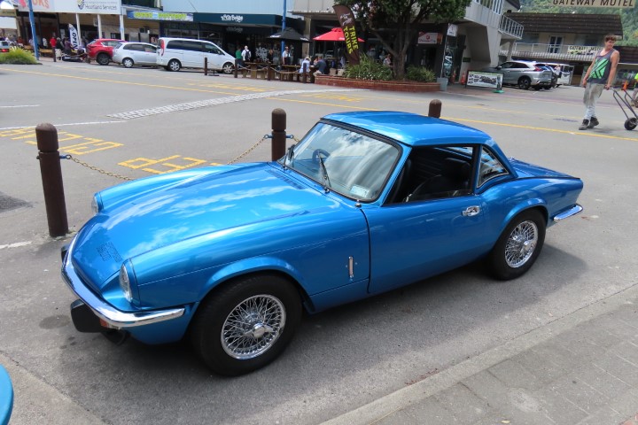 Name:  225_1212_04 Triumph.JPG
Views: 47
Size:  132.1 KB