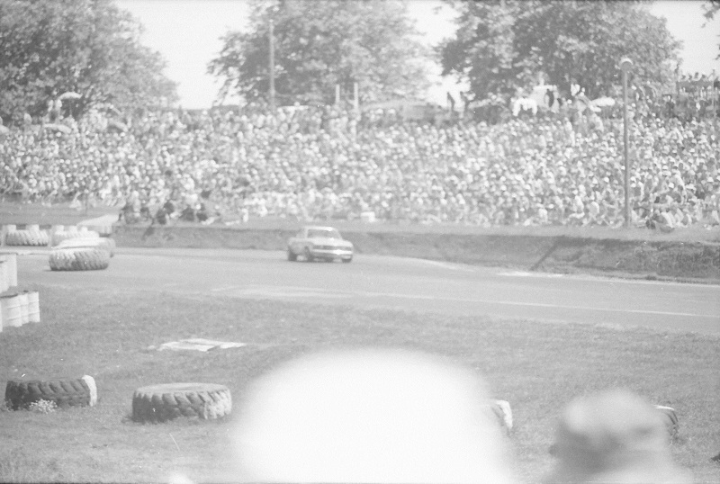 Name:  Glenn McIntyre, Fiat 124, Pukekohe, January 1973.jpg
Views: 1989
Size:  145.1 KB