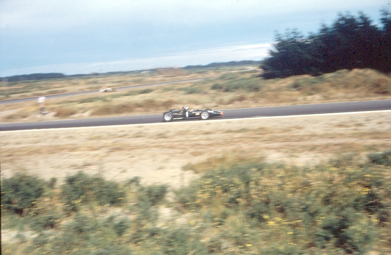 Name:  Bruce McLaren - BRM at Teretonga.jpg
Views: 2190
Size:  134.2 KB