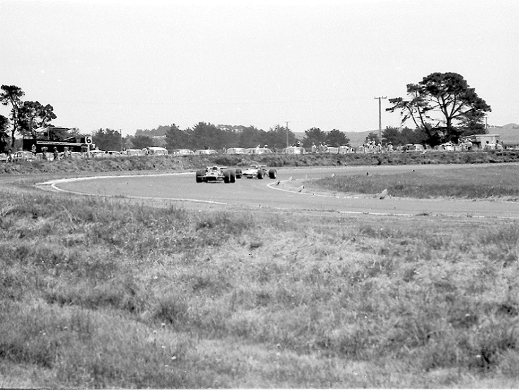 Name:  Graeme Lawrence, Ferrari at Cabbage Tree.jpg
Views: 1392
Size:  156.6 KB