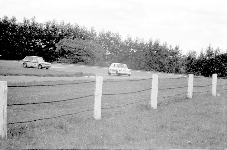 Name:  Mini & Hillman Imp 2.jpg
Views: 1499
Size:  141.5 KB