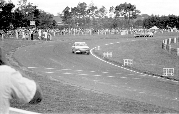 Name:  Saloons at Pukekohe 2.jpg
Views: 1353
Size:  148.7 KB