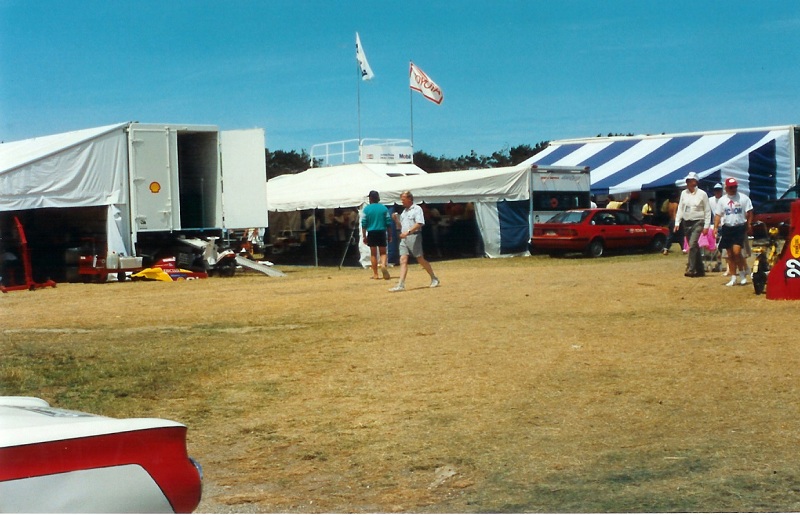 Name:  Teretonga 1992 infield pits.jpg
Views: 2995
Size:  152.1 KB