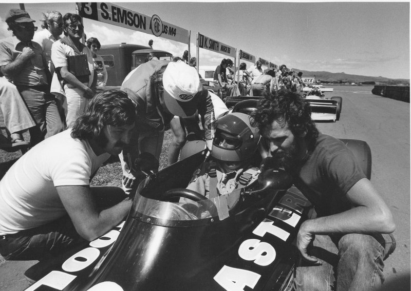 Name:  rsz_neville_bailey_stewart_coutts_and_kenny_smith.jpg
Views: 2511
Size:  102.8 KB